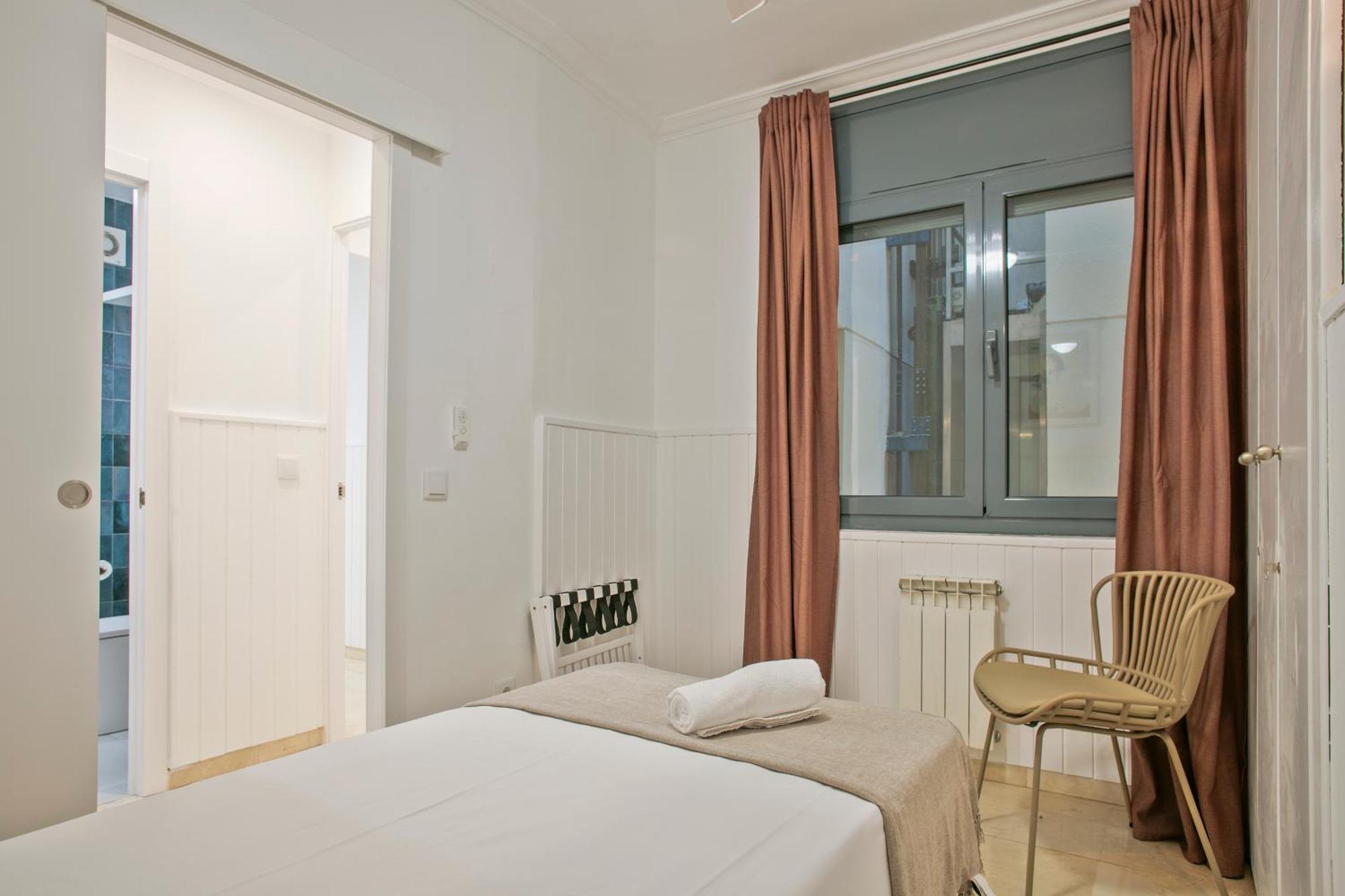 Anton'S Downtown Apartment บาร์เซโลนา ภายนอก รูปภาพ