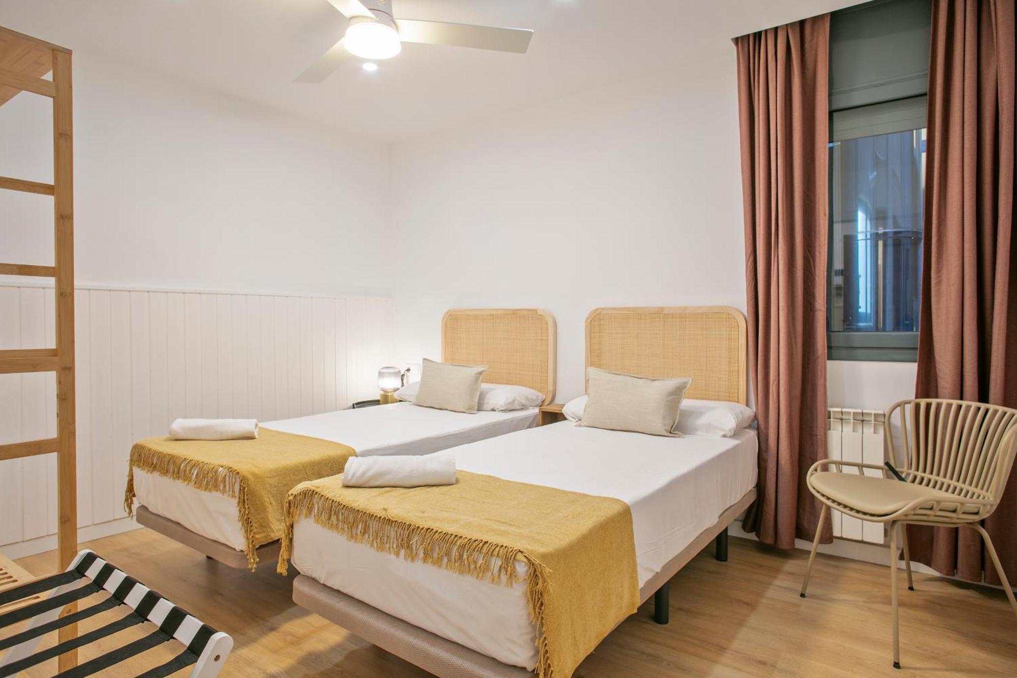 Anton'S Downtown Apartment บาร์เซโลนา ภายนอก รูปภาพ