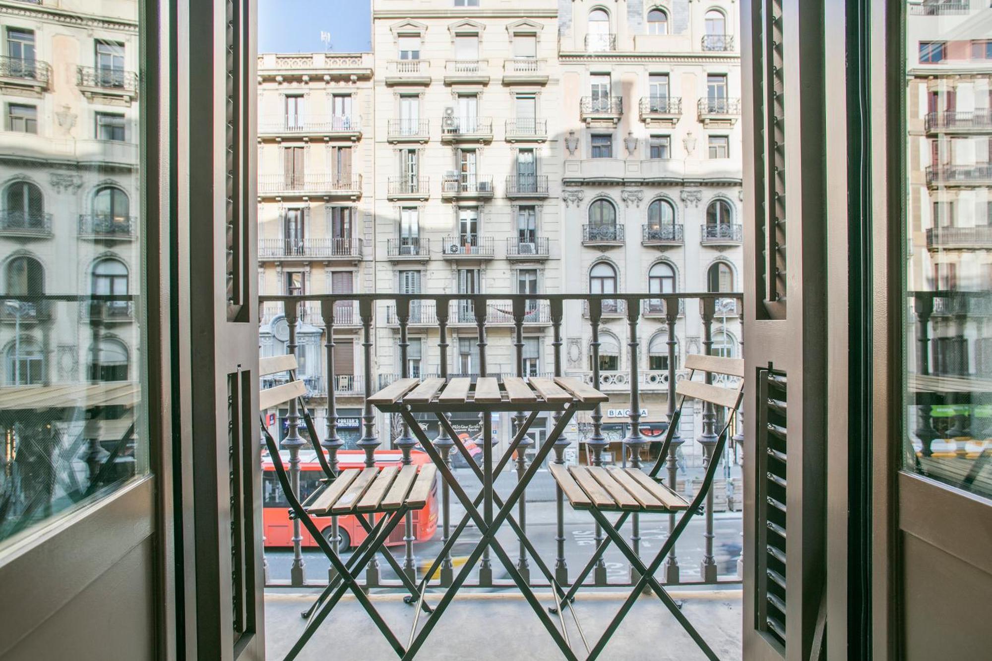 Anton'S Downtown Apartment บาร์เซโลนา ภายนอก รูปภาพ
